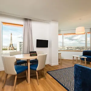 Adagio Centre Tour Eiffel 4* פריז